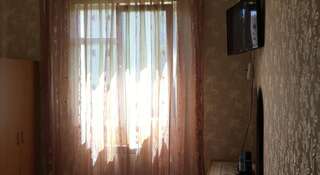 Гостиница Guest House u Kati Адлер Двухместный номер с 2 отдельными кроватями и собственной ванной комнатой-1