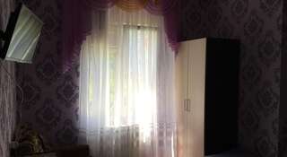 Гостиница Guest House u Kati Адлер Двухместный номер с 1 кроватью и собственной ванной комнатой-2